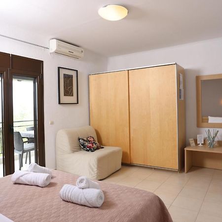 Peristeridi Apartments Polychrono Luaran gambar