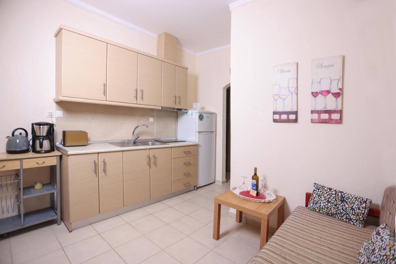 Peristeridi Apartments Polychrono Luaran gambar