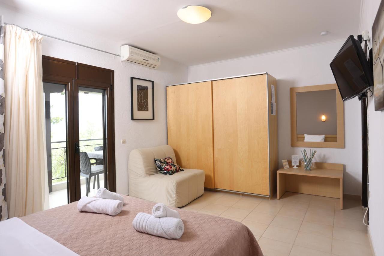 Peristeridi Apartments Polychrono Luaran gambar